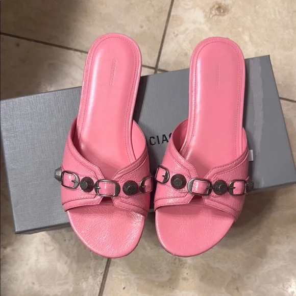 Balenciaga Pink Sandals with Gun Metal, Glossy Finish - Picture 1 of 6